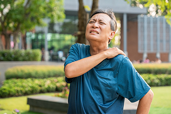 shoulder pain